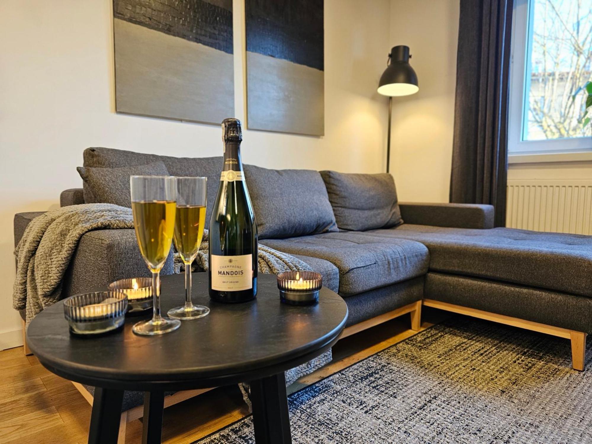 Apartment Urban Premium No 3, Free Private Parking, Self Check-in Chorzow